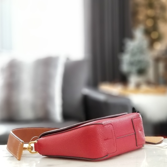 🚫SOLD🚫 NEW! Tory Burch Perry Flap Crossbody - Picture 4 of 7